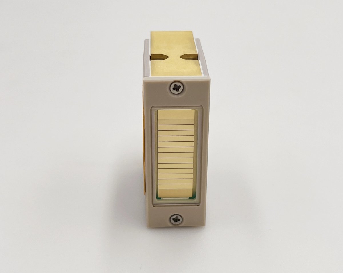 American Coherent Chip Diode Laser Custom 808nm 755nm 1064nm 600W 12bars Hair Removal Handle ODM OEM