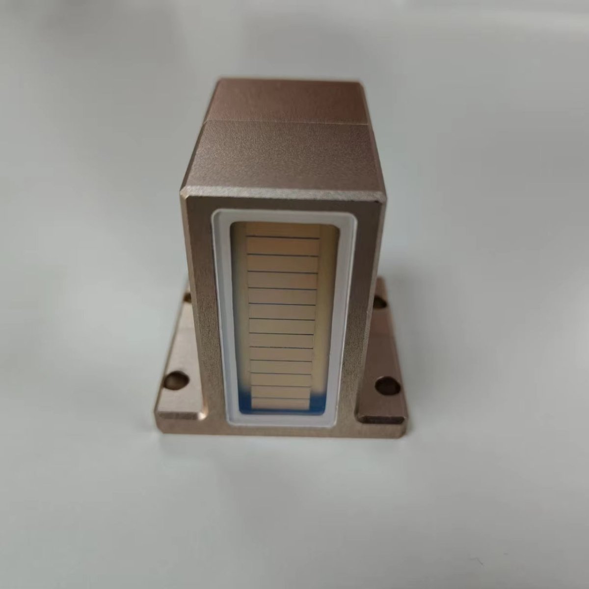 American Coherent Chip Real Factory Diode Laser High - Accuracy Custom 808nm 755nm 1064nm 1600W 16bars New Hair Removal Handle ODM