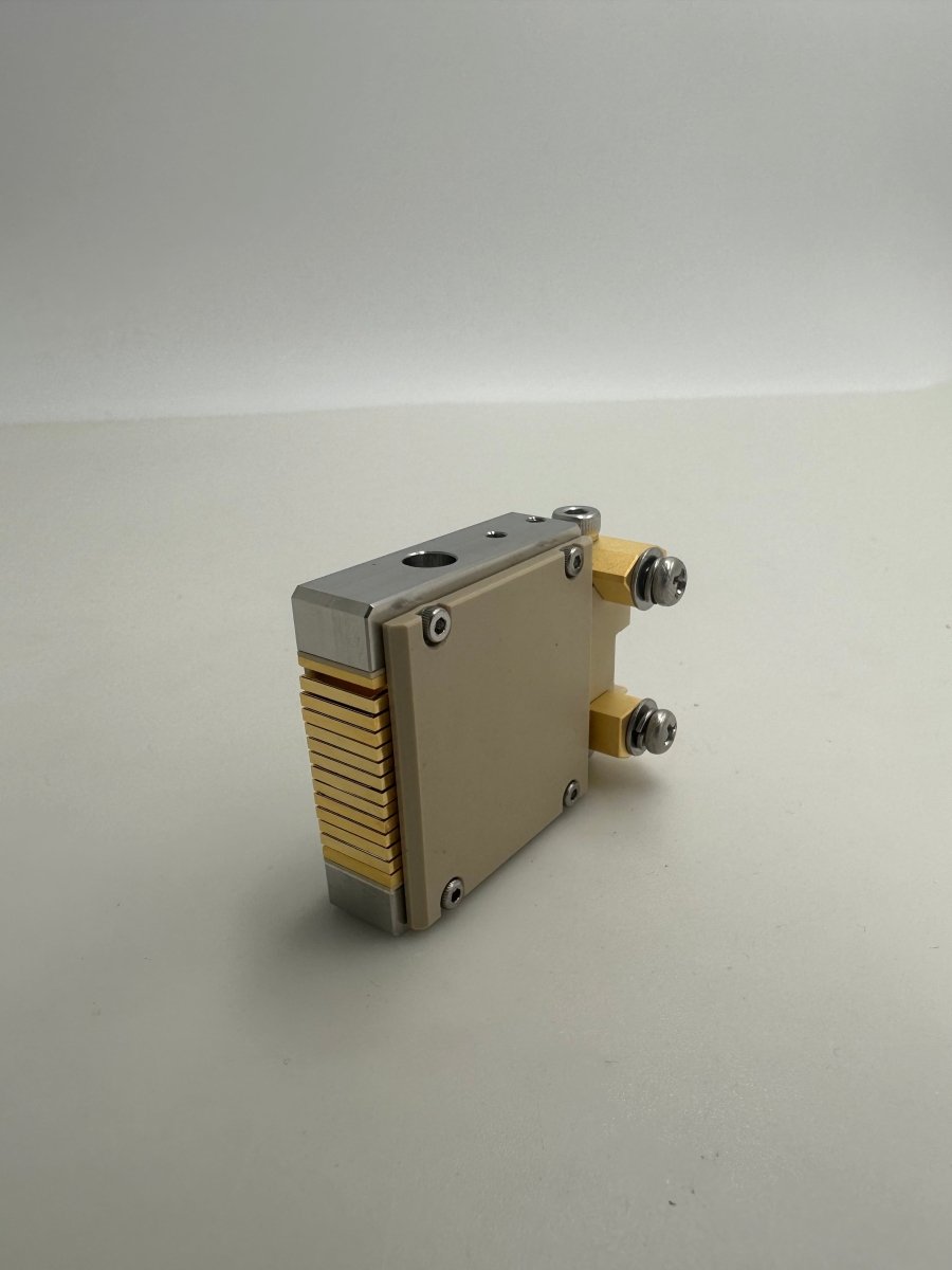 Laser Diode Stack 808nm for Hair Removal 1200W Laser Diode Module Micro Channel Laser Repair