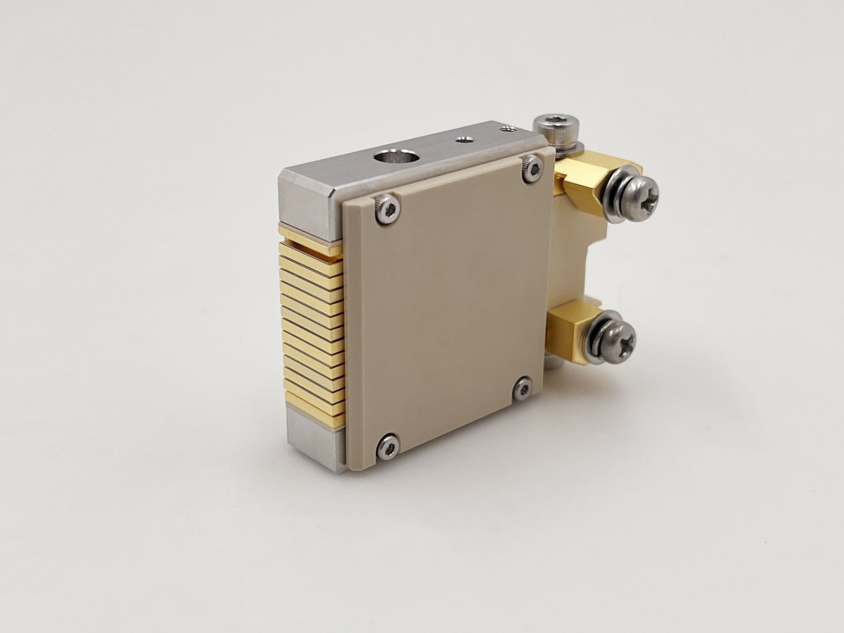 1200W 808nm Microchannel Diode Laser Stack | Coherent Chip