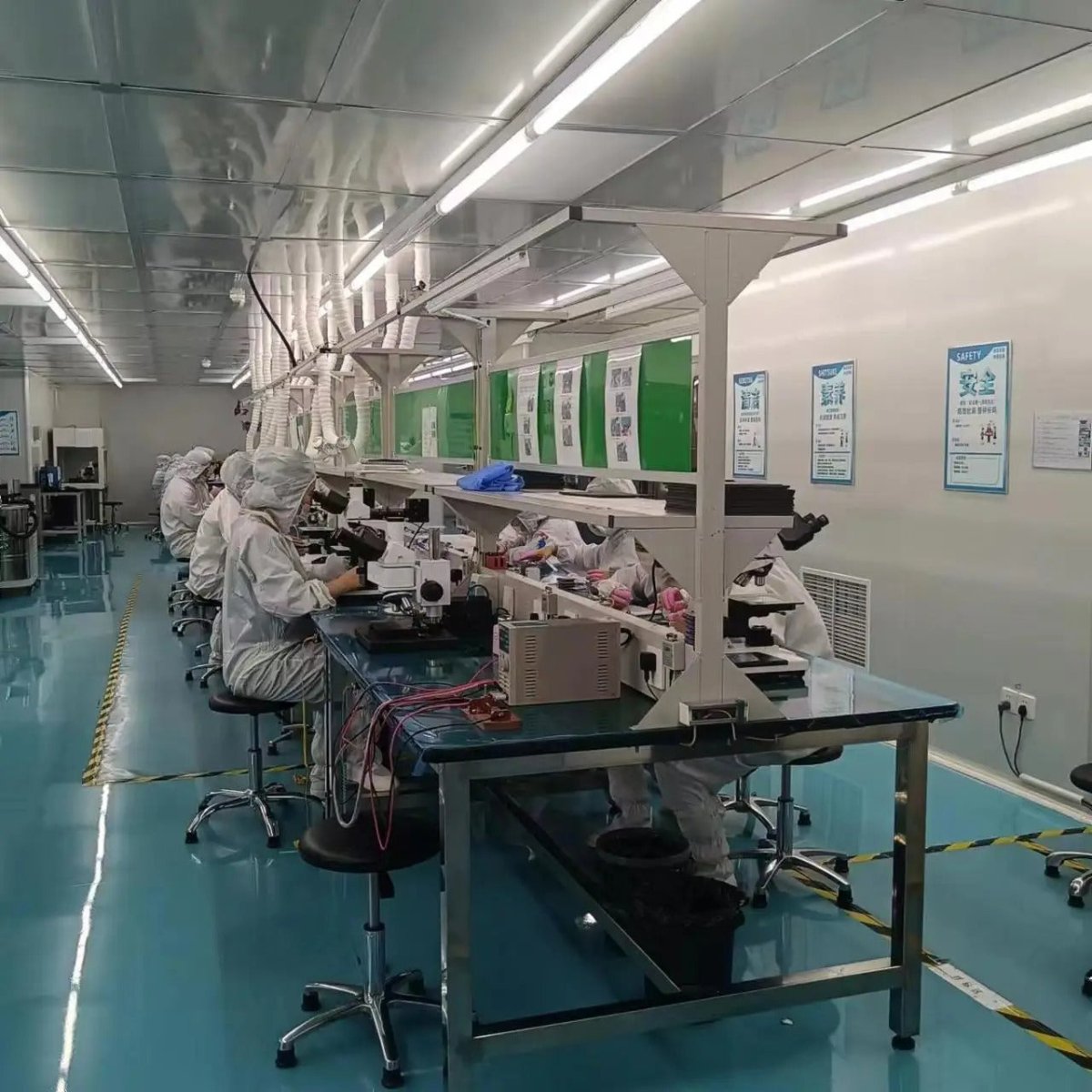 755nm Laser Diode 100w Per bar 100w 200w 300w 400w 500w 600w 700w 800w 900w Output Power Gold Tin Packaging