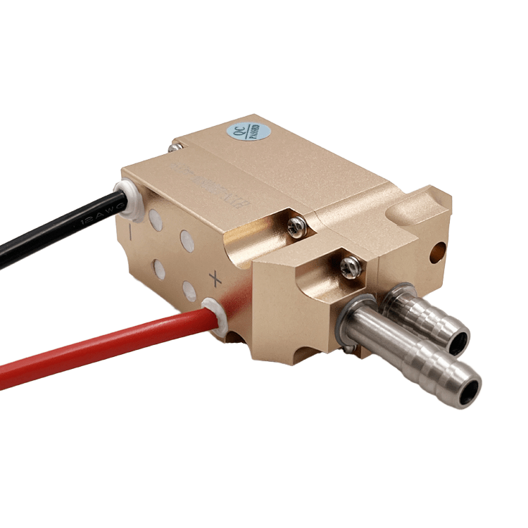 808nm 1200W 12Bar Diode Laser Bar Stack Module Easy - to - Operate Hair Removal Tool Farm Equipment Parts Diode Laser Module