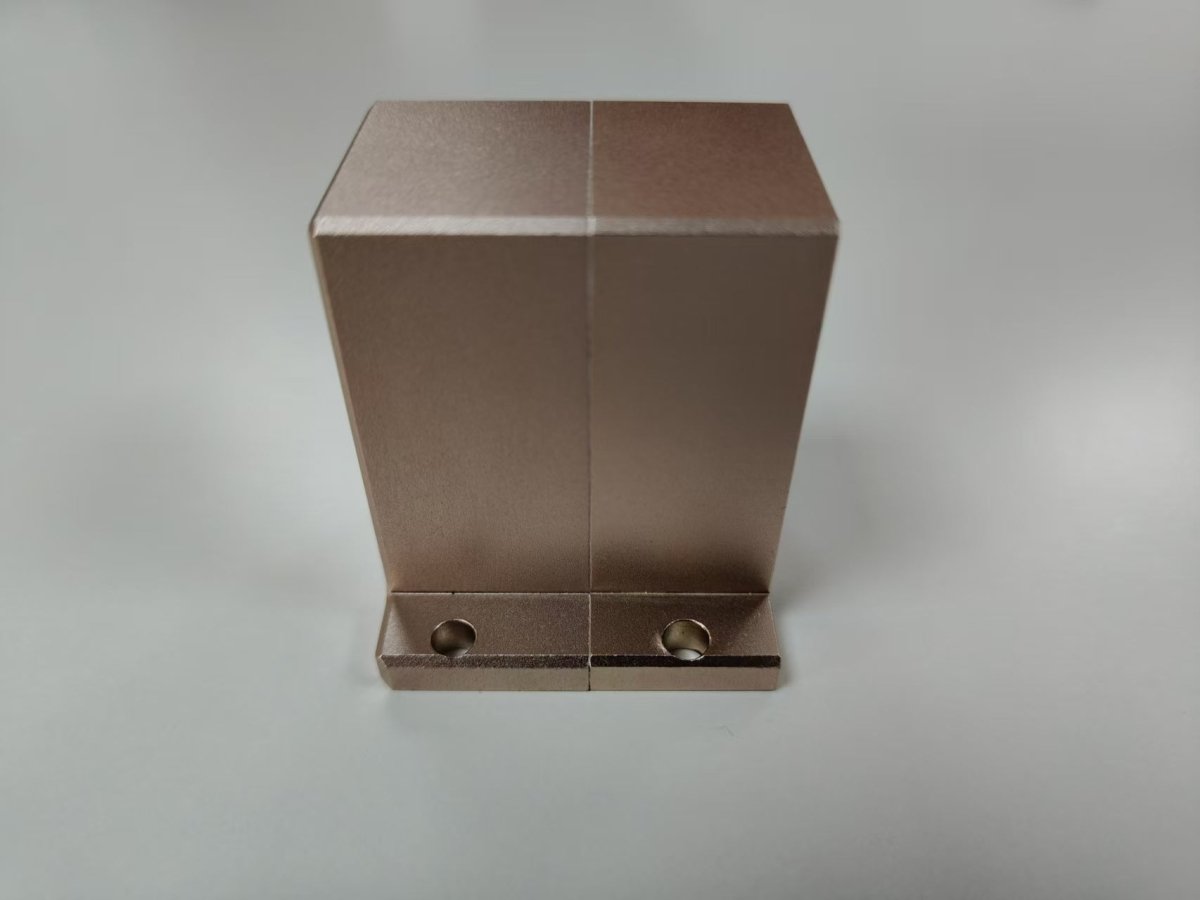 American Coherent Chip Real Factory Diode Laser High - Accuracy Custom 808nm 755nm 1064nm 1600W 16bars New Hair Removal Handle ODM