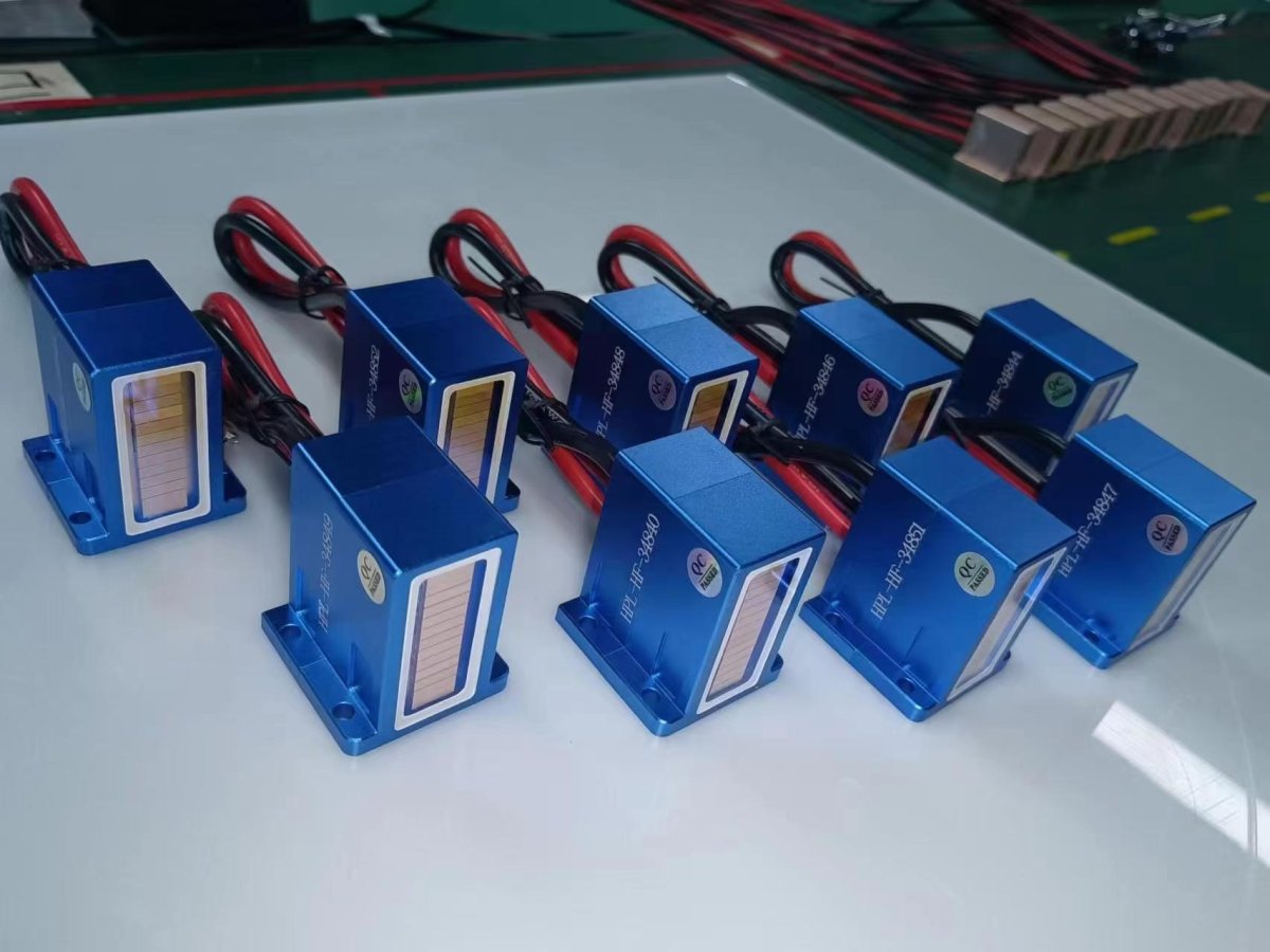 Custom Power Wavelength Laser 5 - 15 Bar Macro Channel Diode Laser Stack Easy - to - Operate Used Hair Removal Handle Replacement