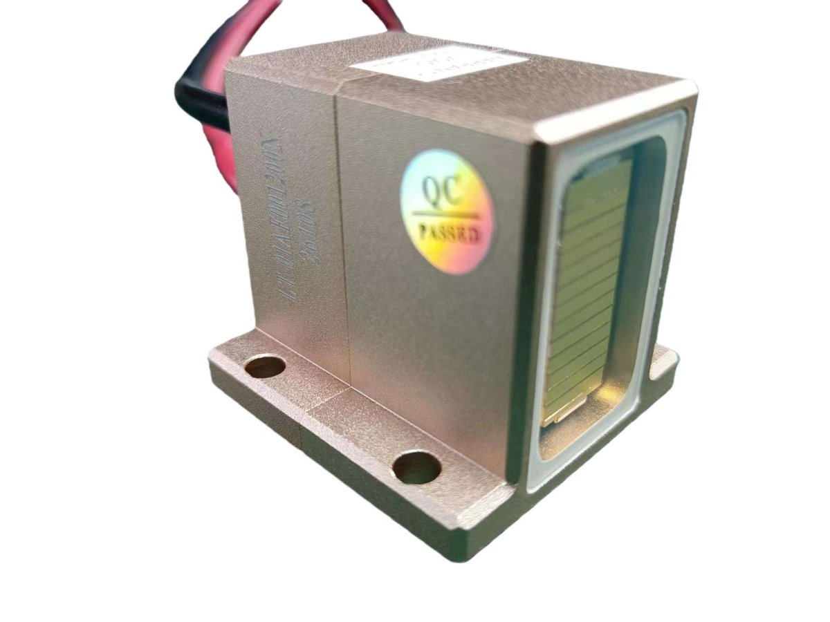 High Power 10 - Bar 500W Wavelength Powerful Laser 808nm Power Module Diode Laser ODM OEM