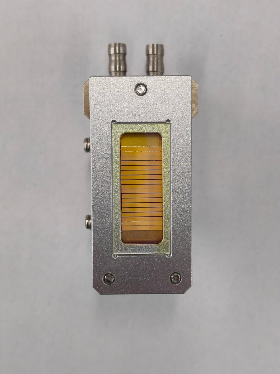 High Power 15 - Bar 1500W Wavelength Powerful Laser Triple - wavelength Macro Channel Diode Laser Coherent Chip Bar Imported HPL LT