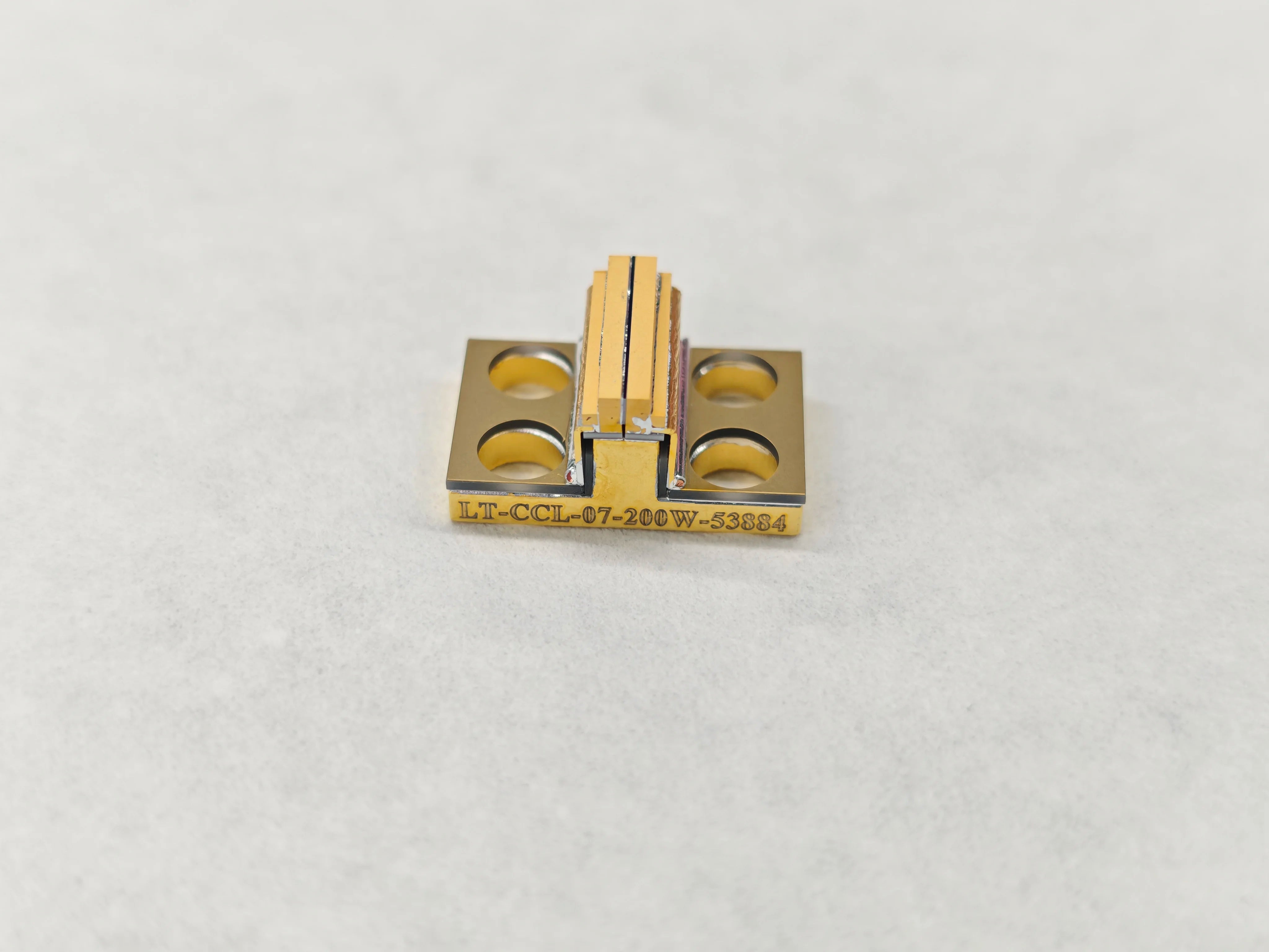 High-Quality 200W Single-Bar Diode Laser Stack (976nm) for Scientific Research, Industrial, Pumping & Medical Aesthetics